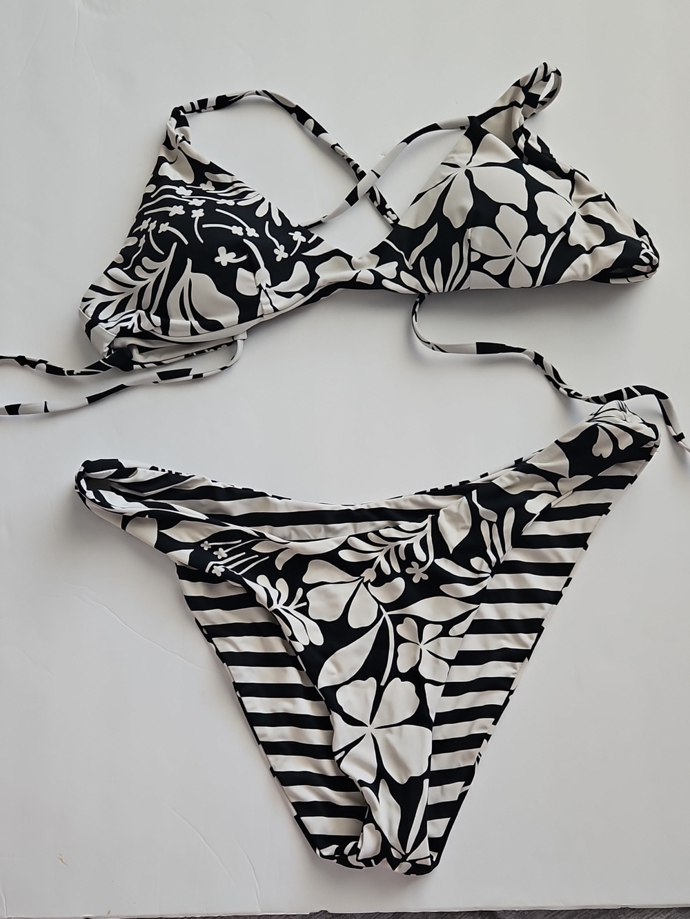 Women's Black & White Floral Stripe Bikini Set